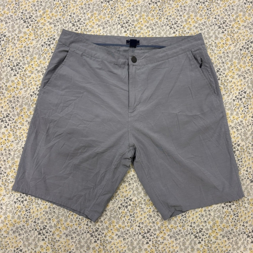 johnnie-O Performance Golf Shorts Men's Size 32 Grey Moisture Wicking Stretch
